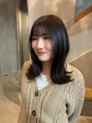 カラー 小西 萌々香のヘアスタイル
