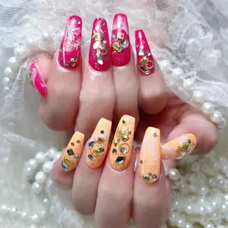 ネイル 🐳彩羽チップ 長さだし専門🐳のネイルデザイン