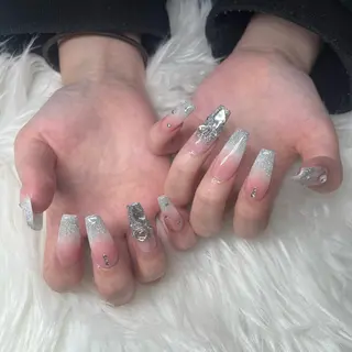 ネイル 石王 美羽のネイルデザイン