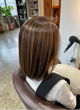 カラー 中嶋 莉子のヘアスタイル
