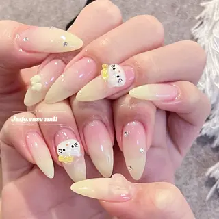 ネイル ✰Jade.vase 银座のネイルデザイン