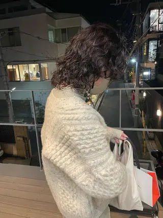 ミディアム パーマ 佐伯 和佳のヘアスタイル