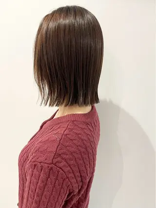 ショート カラー 透明感/艶感/縮毛 矯正/NATSUMIのヘアスタイル