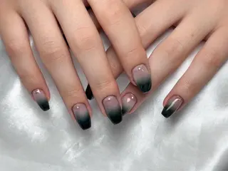 セミロング Grand ouja所属・ネイル 研修のネイルデザイン