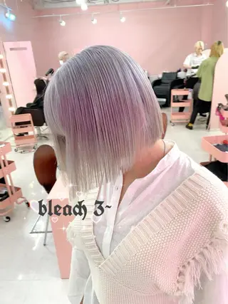 ショート 🩶 ピンクカラー/ ブロンド🩶くるみのヘアスタイル