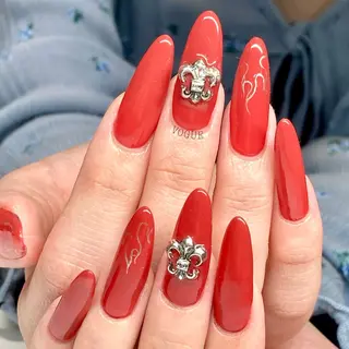 ネイル VOGUE ×SWANのネイルデザイン