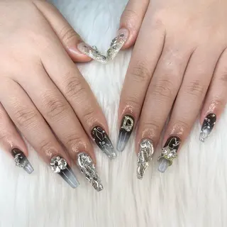 ネイル nailsalon Apis所属・Apis manakaのネイルデザイン