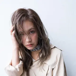 セミロング ☘️タナアミ ディレクター☘️のヘアスタイル