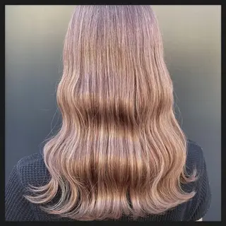 ロング カラー パーマ ヘアアレンジ メンズ キッズ ネイル マツエク・マツパ アイブロウ ☃️髪質改善🉐割✨ ❄️“ever”❄️のヘアスタイル