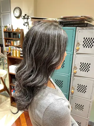 セミロング 大阪梅田 稲葉利也斗のヘアスタイル