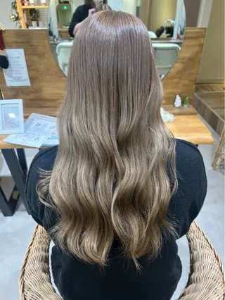 ロング 中岡 心音のヘアスタイル