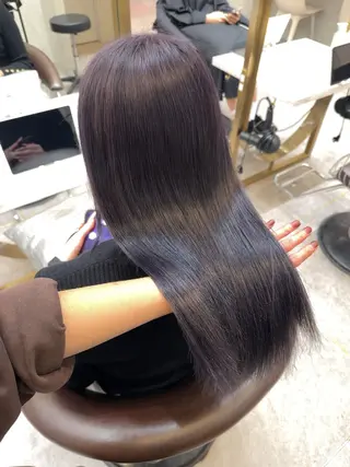 セミロング カラー ヘアアレンジ yuuto🌈 冬の透け感カラーのヘアスタイル