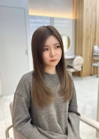 ロング レイヤーカット/ 顔まわり/アオイのヘアスタイル