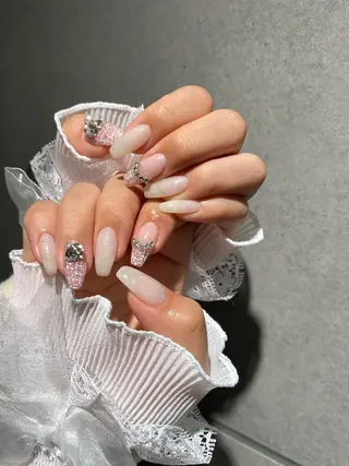 ネイル I-nailロング /ワンホン/キラキラのネイルデザイン