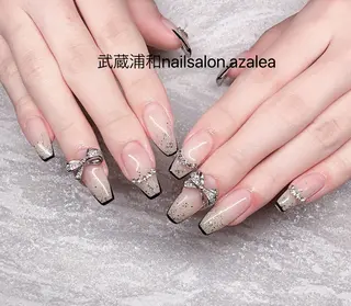 ネイル R inのネイルデザイン