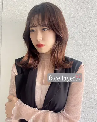 ミディアム レイヤーカット/ 縮毛矯正/ミサキ💐のヘアスタイル