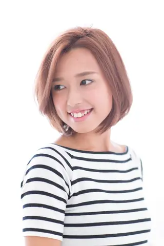 ショート ブリーチカラー🌈 石垣翔太のヘアスタイル