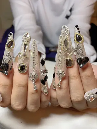 ネイル YOLO NAILのネイルデザイン