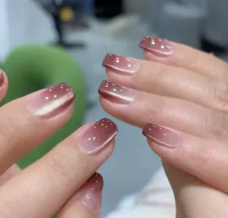 ネイル 高木 維麗絲のネイルデザイン