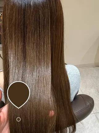 ロング カラー 谷脇 杏のヘアスタイル