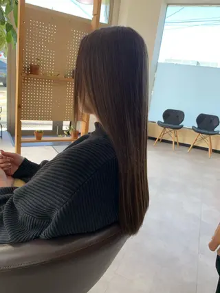 ロング ufufu所属・境 菜摘のヘアスタイル