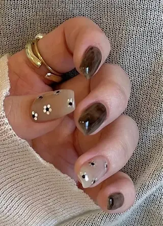 ネイル 💅E•U•B NAIL🌹所属・横浜市中区曙町 ネイルE·U·Bのネイルデザイン