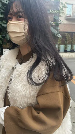 ロング レイヤーカット/ 透明感カラーmikuのヘアスタイル