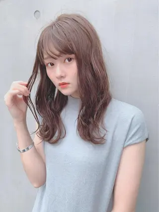 セミロング カラー パーマ ヘアアレンジ 【公式】amble luxe池袋東口🩷のヘアスタイル