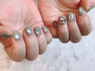 ネイル iiso所属・iiso nailのネイルデザイン