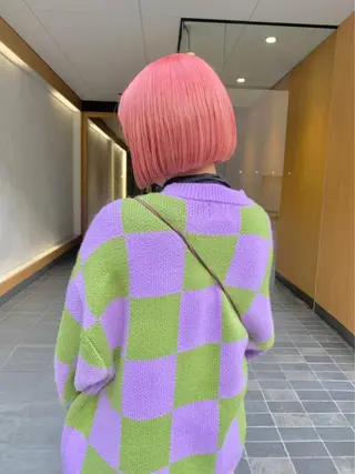 カラー Maho/海外 レイヤー/ハイトーンのヘアスタイル