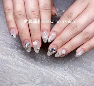 ネイル R inのネイルデザイン