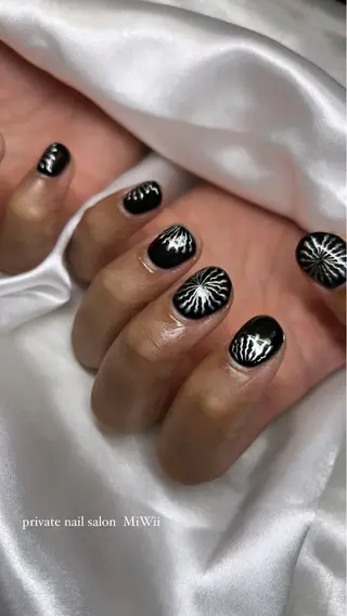 ネイル 𝐧𝐚𝐢𝐥 𝐌𝐢𝐖𝐢𝐢のネイルデザイン