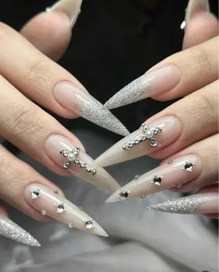 ネイル Lina nail所属・Lunaa 池袋のネイルデザイン