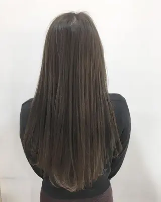 ロング カラー 横浜ブリーチムラ直し ハイトーン/ブリーチのヘアスタイル