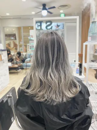 セミロング 🌈透明感カラー ✨松田龍也🌈のヘアスタイル