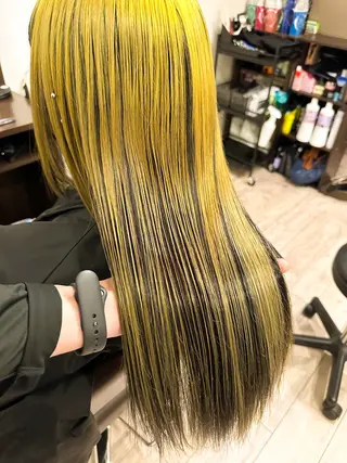 ロング 🍀ケアブリーチ カラー🍀坂井のヘアスタイル