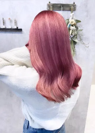 セミロング 韓国ヘア＆透けカラー keita🇰🇷のヘアスタイル