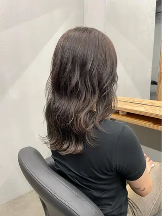 ミディアム ひより ／Nのヘアスタイル