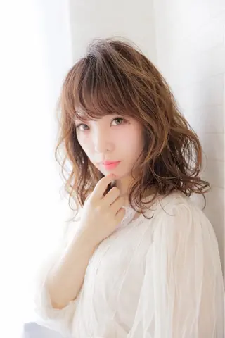 ミディアム 神野 雅樹のヘアスタイル