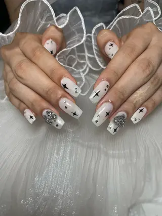 ネイル るか/透明感 カラー/アレンジのヘアスタイル