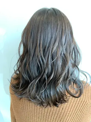 ミディアム カラー Silk-lei【銀座店】所属・銀座/美髪縮毛矯正 /髪質改善/山本翔華のヘアスタイル