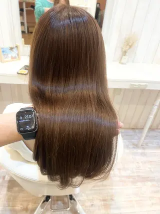 セミロング カラー 佐藤史哉＊ 韓国レイヤー赤み除去のヘアスタイル