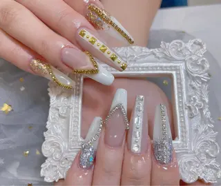 ネイル ネイルサロンエクラ 🫧Shizukaのネイルデザイン