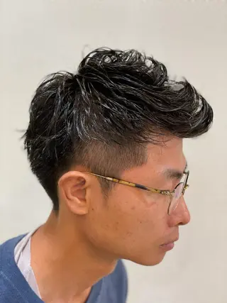 ショート パーマ メンズ メンズパーマ 赤司 泰樹のヘアスタイル