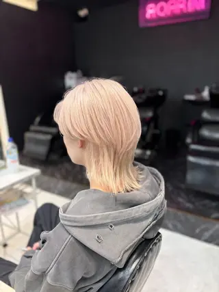 ショート カラー 色落ち綺麗🩰ハイ トーン🎀RINKAのヘアスタイル