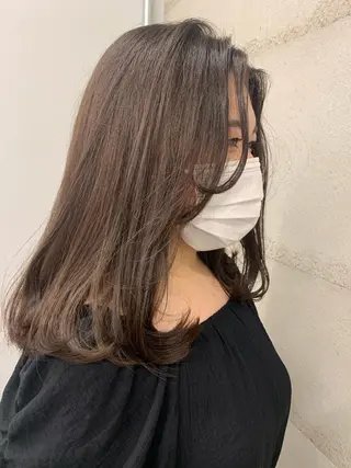 ミディアム カラー 透明感/オリーブ/ グレージュ/YUKAのヘアスタイル