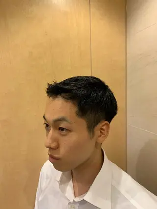 ショート メンズ カットインアルファα所属・日野 慎鷹のヘアスタイル