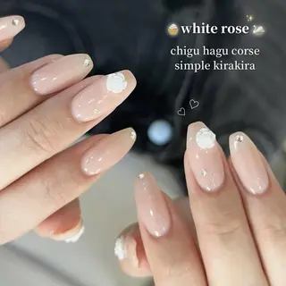 ネイル aimer more ANZU🍯のネイルデザイン