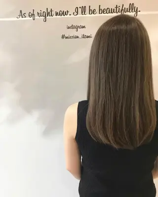 セミロング カラー ヘアアレンジ 福壽 優奈のヘアスタイル