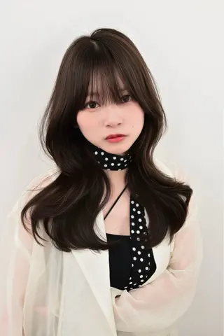 ロング 失敗しない顔まわり× 小顔補正レイヤー難波のヘアスタイル